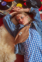 Charger l'image dans la galerie, sac-banane-olivia-hindbag-cannelle-ethique-responsable