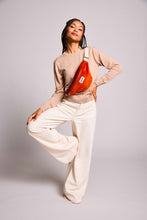 Charger l'image dans la galerie, banane-olivia-velours-brique-hindbag