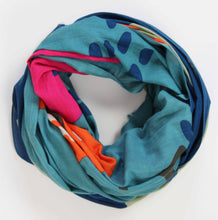Charger l'image dans la galerie, foulard-coton-bio-cap-breton-navy-les-belles-vagabondes