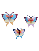 Charger l'image dans la galerie, decoration-murale-set-3-papillons-plum-fringe-studio-roof