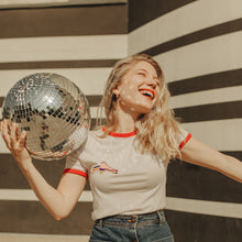 Charger l'image dans la galerie, kit-broderie-you-go-girl-make-me-stitch-marie-albertucci