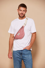 Charger l&#39;image dans la galerie, sac-banane-hindbag-rose-blush-ethique-responsable
