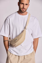 Charger l'image dans la galerie, sac-banane-andrea-tressage-nude-hindbag
