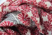Charger l&#39;image dans la galerie, echarpe-100%-laine-chiapas-rouge-les-belles-vagabondes
