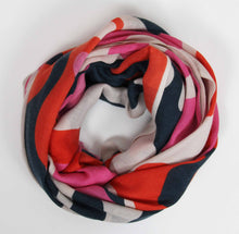 Charger l&#39;image dans la galerie, echarpe-100%-laine-fidji-fuchsia-les-belles-vagabondes
