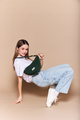 sac-banane-andrea-vert-sapin-hindbag-ethique-durable