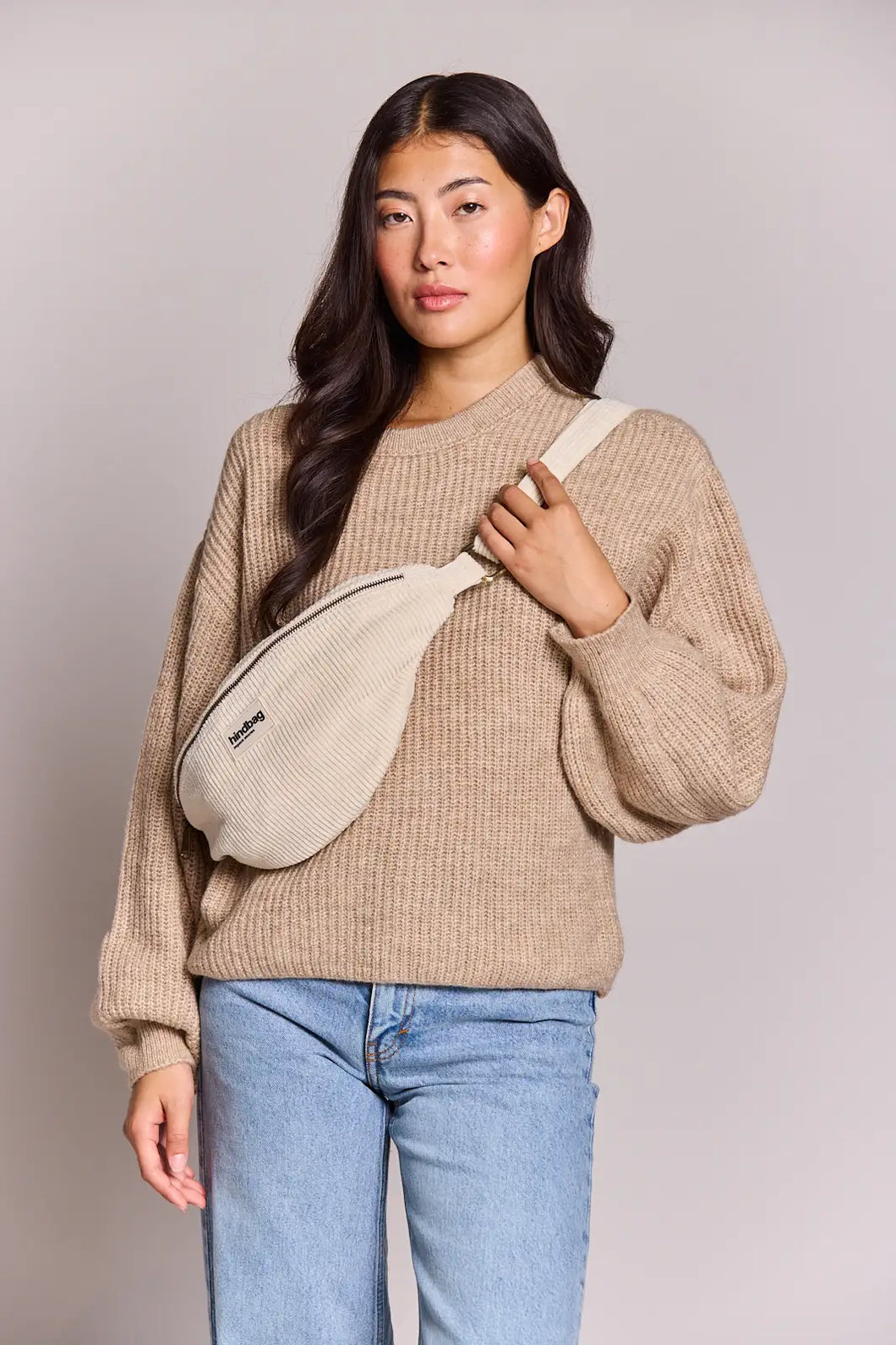 sac-banane-L-sasha-velours-hindbag-responsable