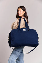 Charger l'image dans la galerie, sac-week-end-yves-navy-hindbag
